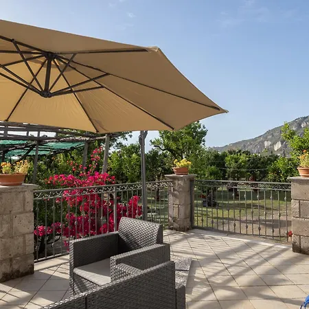 Σπίτι διακοπών Giardino Di Nonno Lucio - Surrounded By Lemon Tree