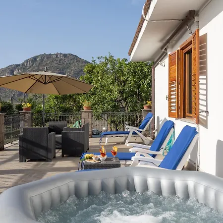 Giardino Di Nonno Lucio - Surrounded By Lemon Tree Holiday home